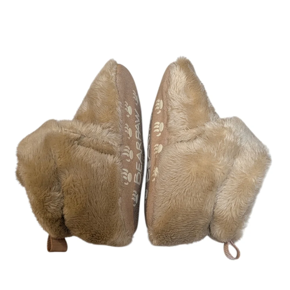 Bearpaw Fuzzy Baby Slippers Size 3 (6 to 9 months)